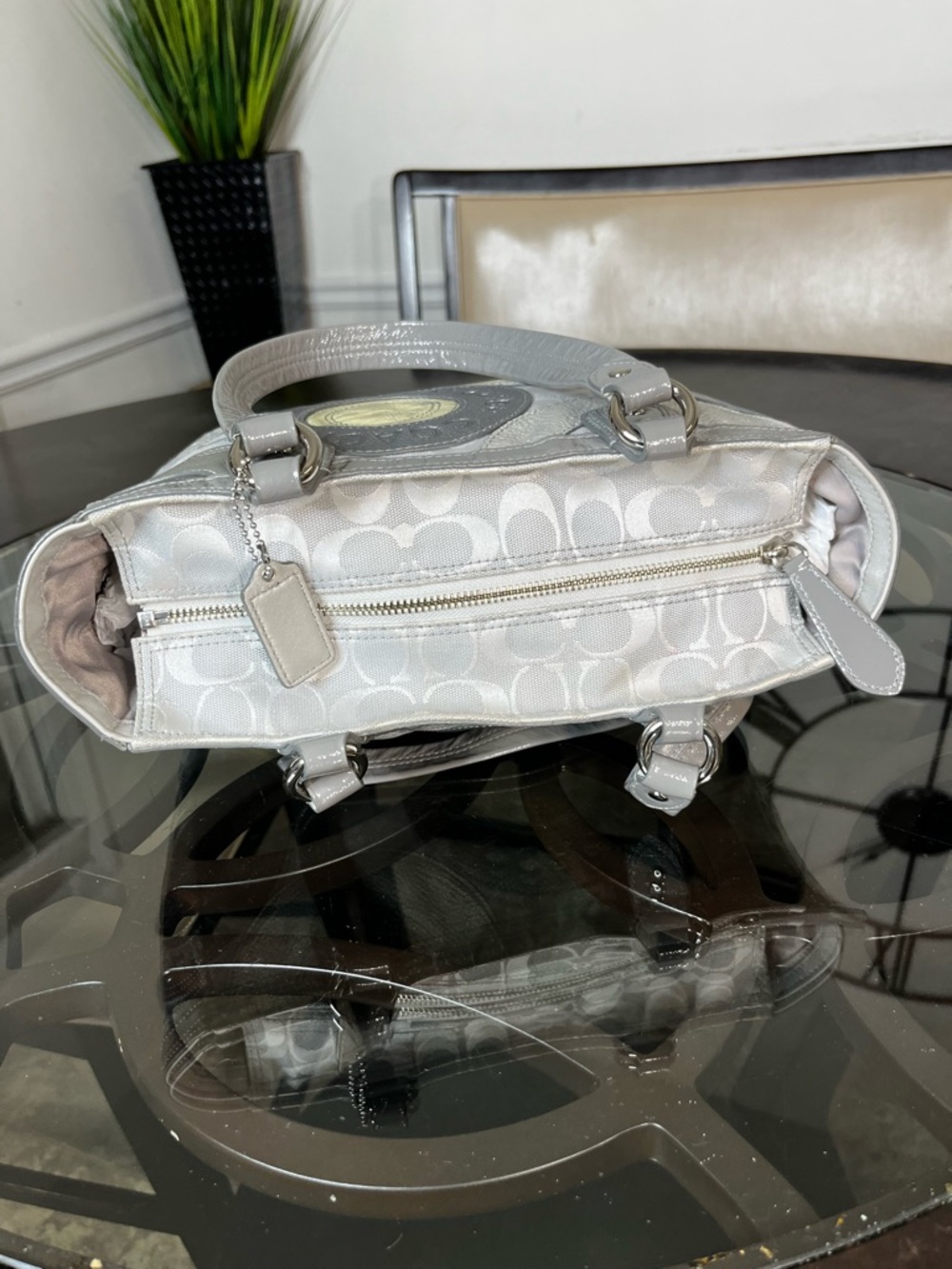 Coach Circle Patchwork East West Tote in a gray and cream color scheme - Picture 4 of 7